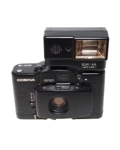 Brugt Cosina CX‑2 med CX‑11 flash set forfra