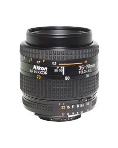 Brugt Nikon AF Nikkor 35‑70mm f/3,5‑4,5 set oppefra