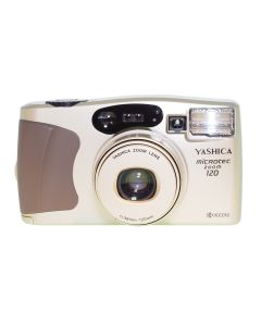 Yashica Microtec Zoom 120, forfra tændt