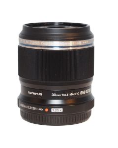Brugt Olympus OM-System M.Zuiko 30mm Macro f/3.5 ED MSC set oppefra
