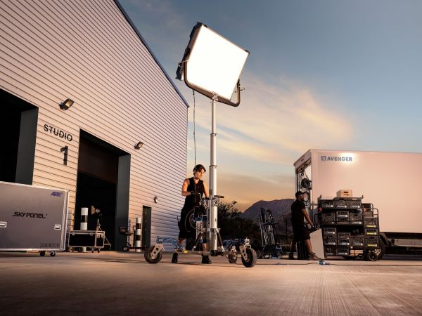 Billede af Avenger Buccaneer Heavy Duty lampestativ anvendt i filmstudie