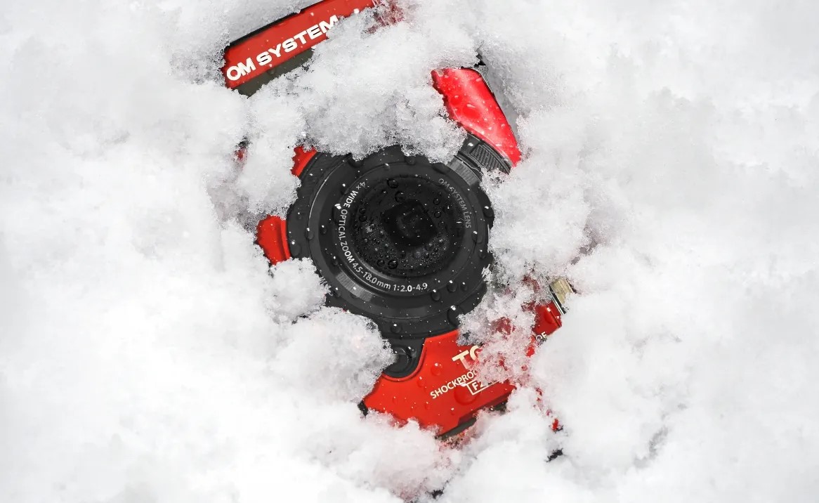 OM TG7 n&aelig;sten begravet i sne, vandt&aelig;t og frostsikkert ned til -10 grader 